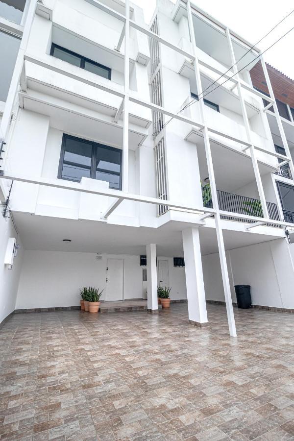 Eshel Suites Panama Bagian luar foto